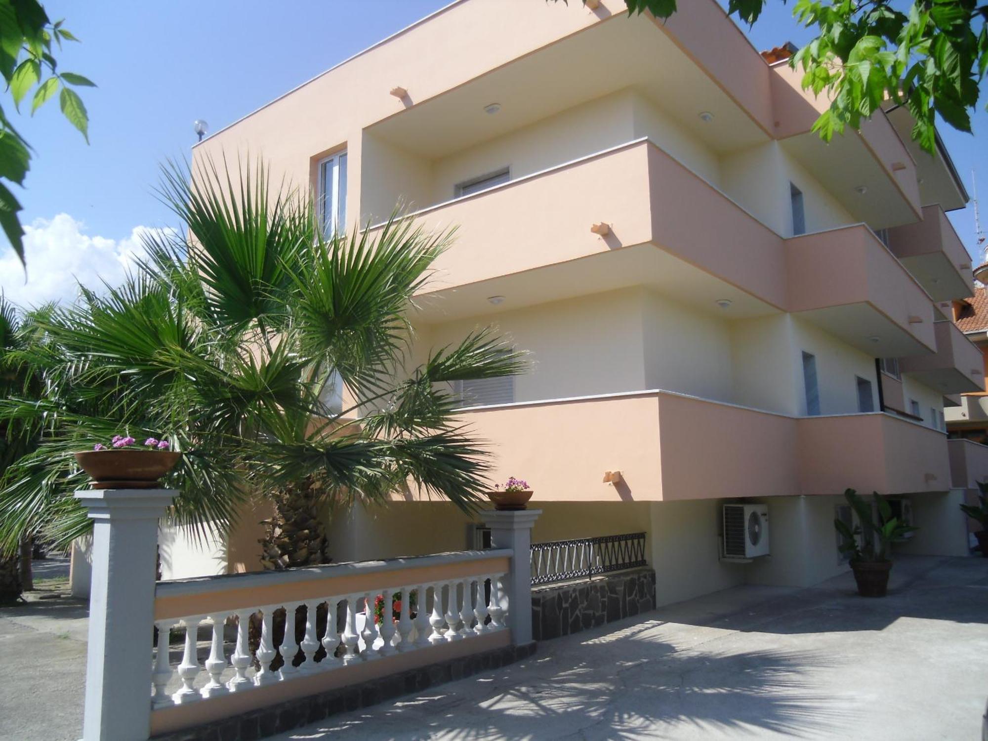 Residence Hotel Villa Laura Ascea Exterior foto