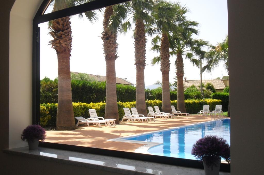 Residence Hotel Villa Laura Ascea Exterior foto